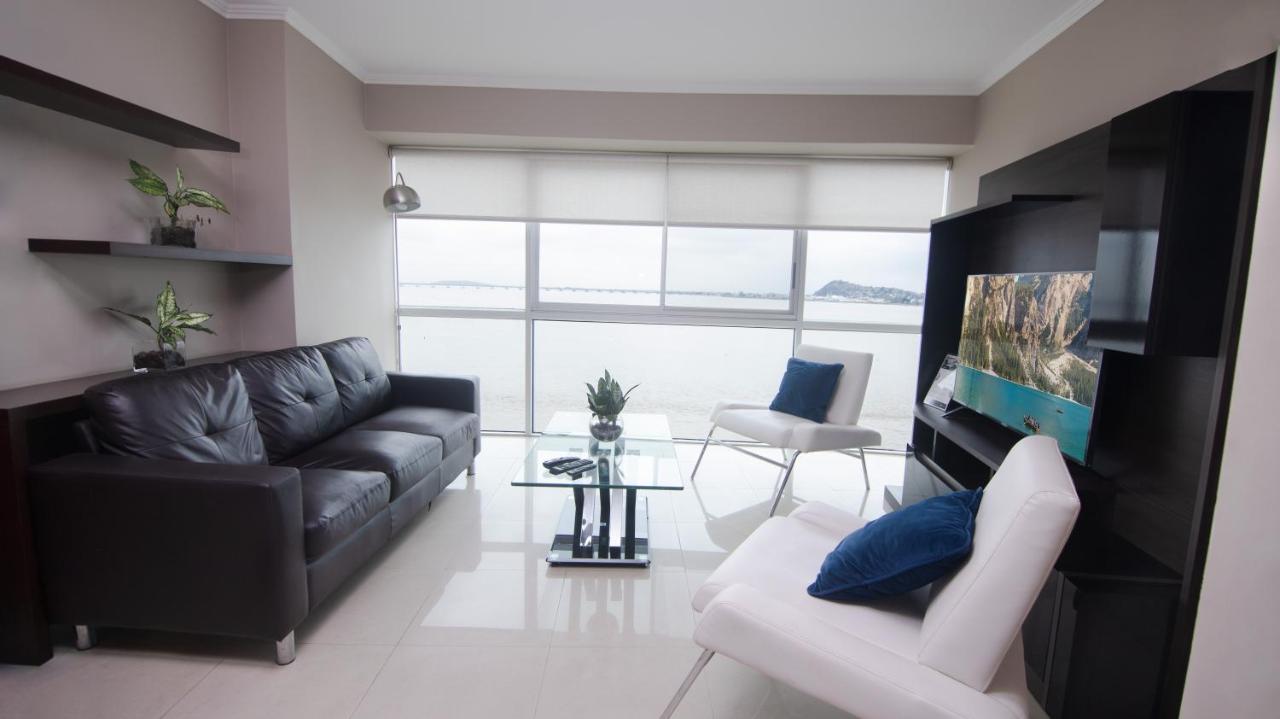 Riverfront I 1, Piso 4, Suite Vista Al Rio, Puerto Santa Ana, Guayaquil Exterior foto